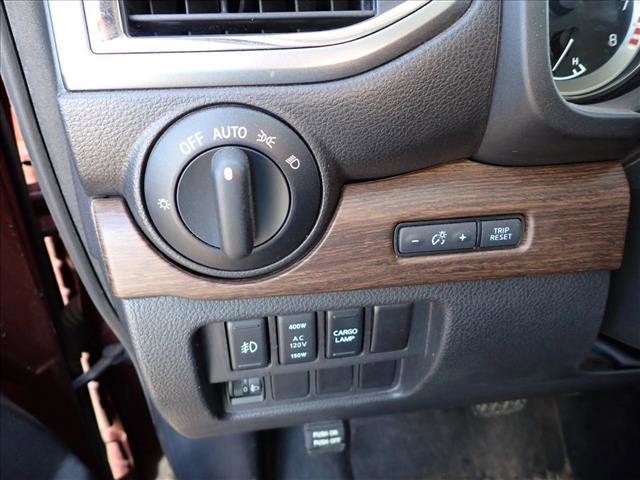 Used 2019 Nissan Titan Platinum Reserve w/ Platinum Utility Package image 14