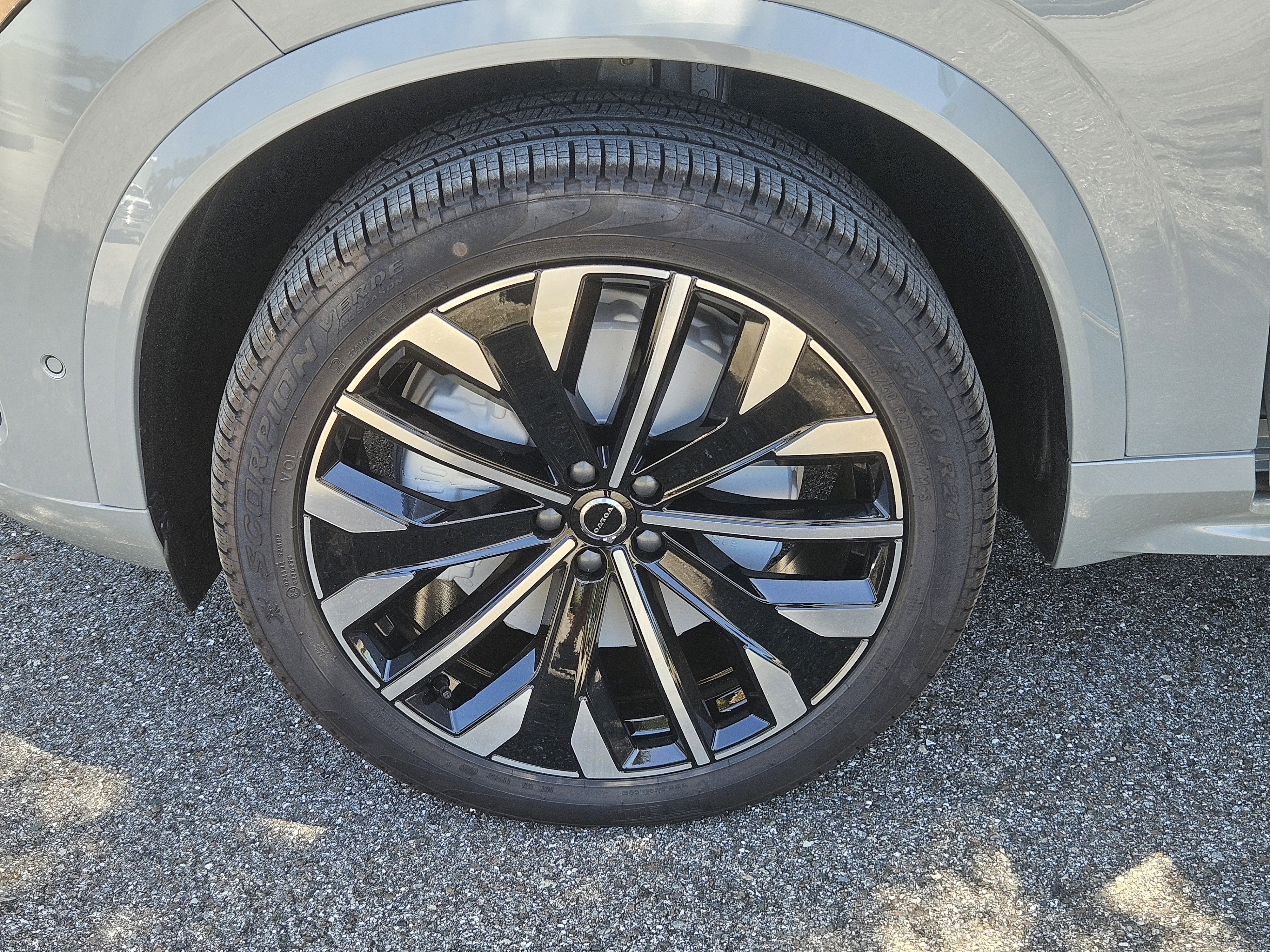 New 2026 Volvo XC90 B6 Plus w/ Protection Package image 37