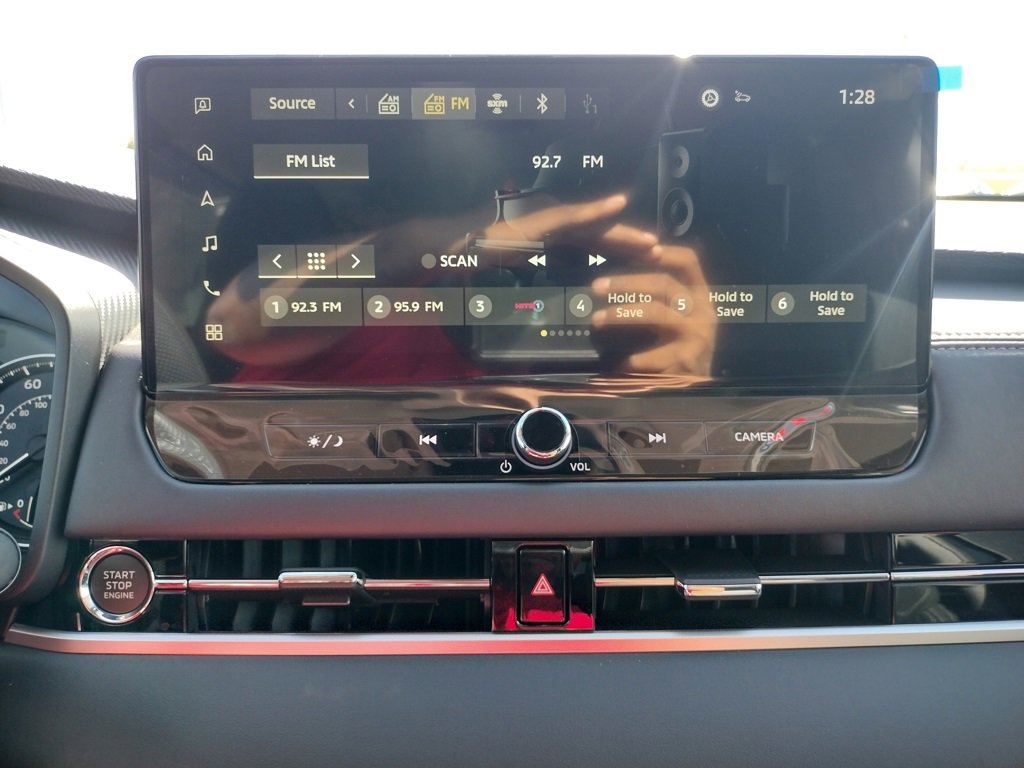 New 2025 Mitsubishi Outlander ES image 13