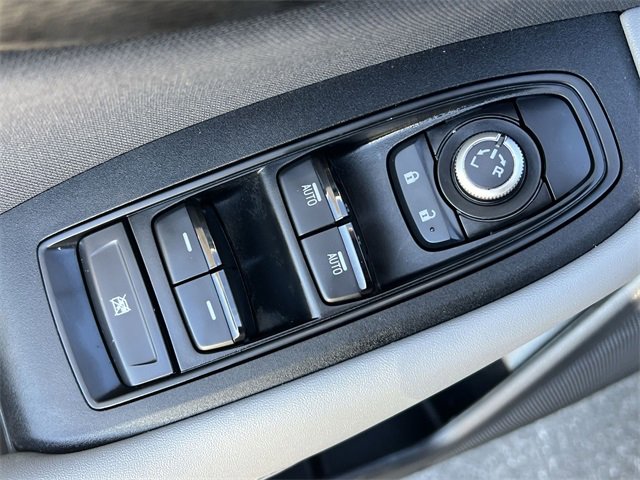 Used 2024 Subaru Outback Premium image 22