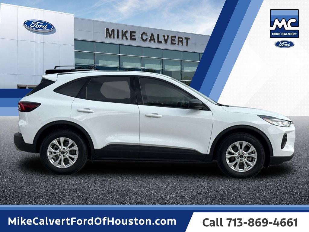 Used 2025 Ford Escape Active w/ Tech Pack #1 FWD image 6