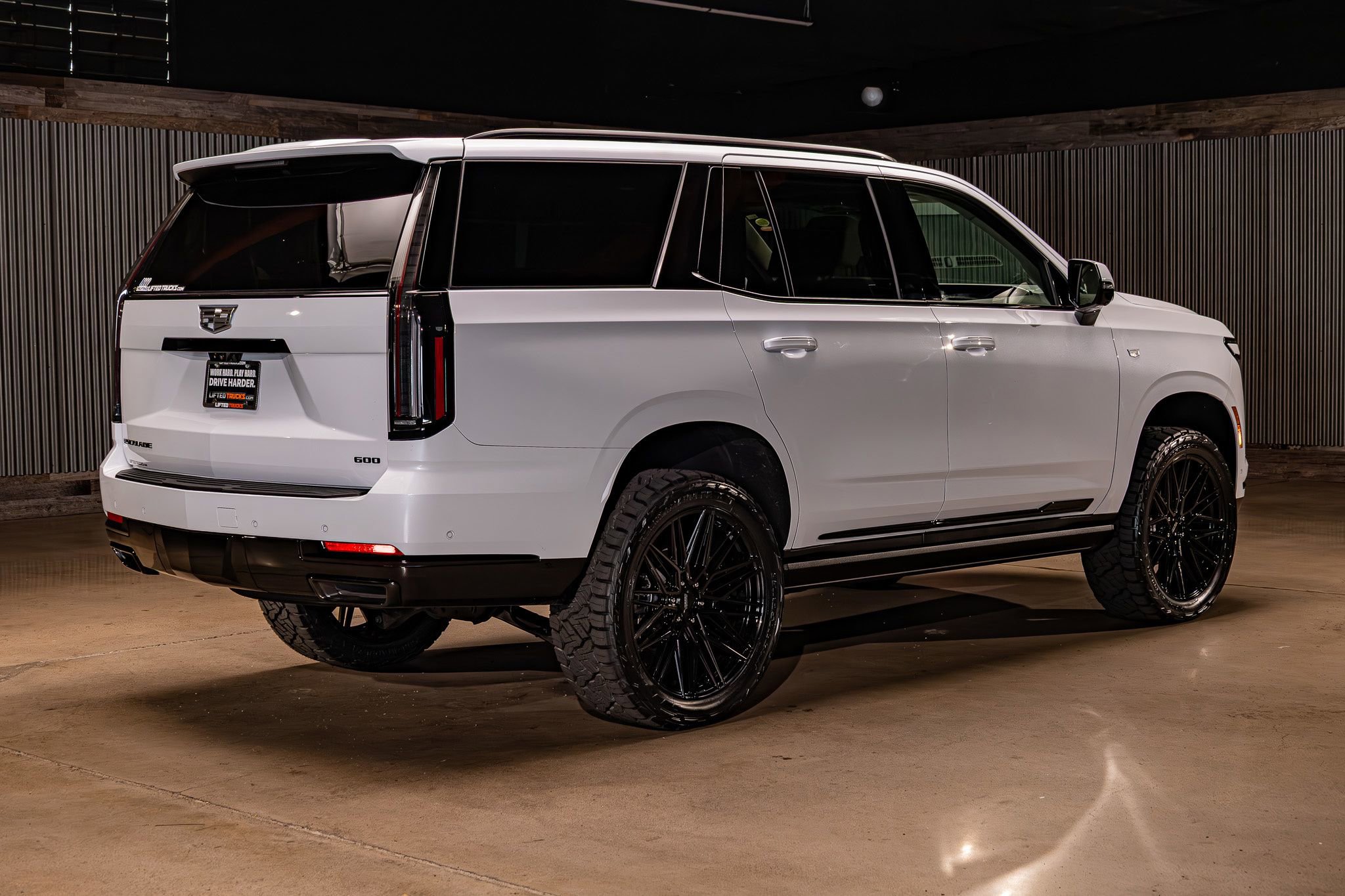 Used 2026 Cadillac Escalade Platinum Sport w/ LPO, ONYX Package image 10