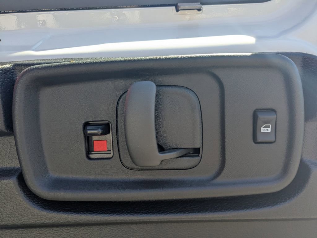 New 2025 Chevrolet Express 2500 w/ Driver Convenience Package image 15