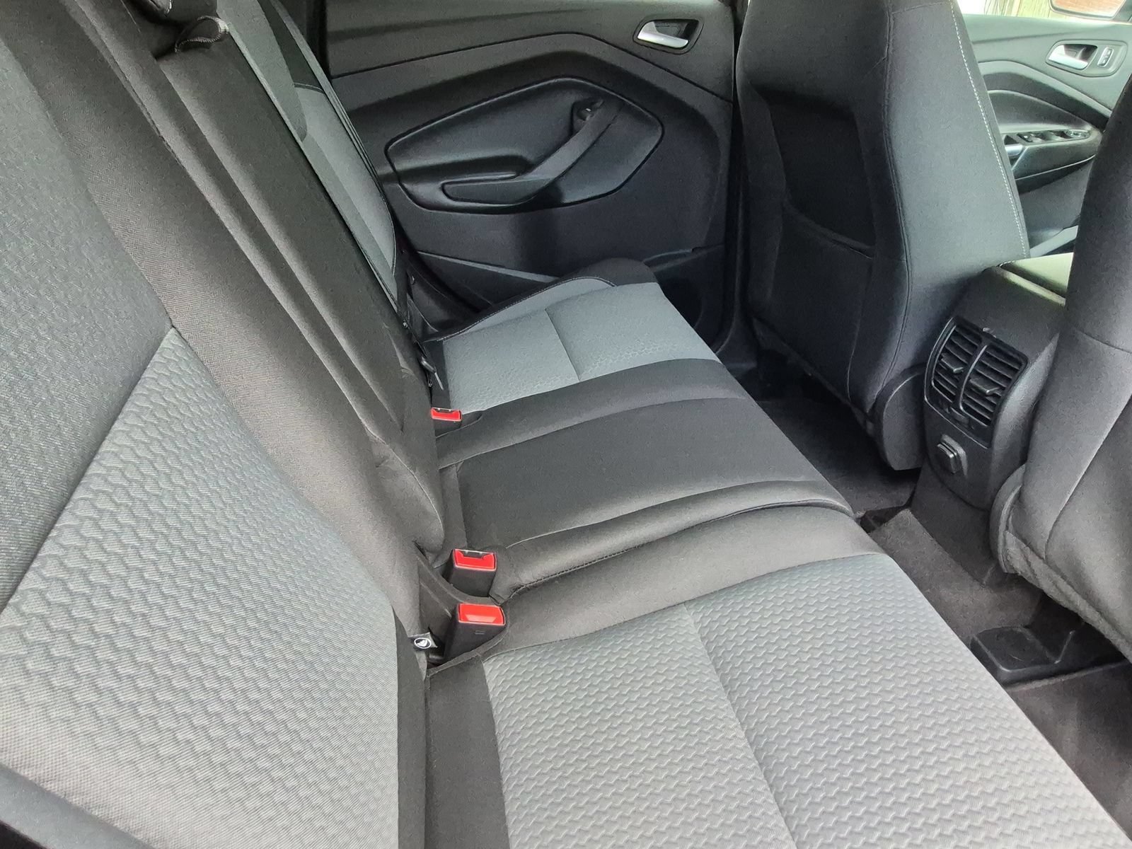 Used 2017 Ford Escape SE FWD image 21