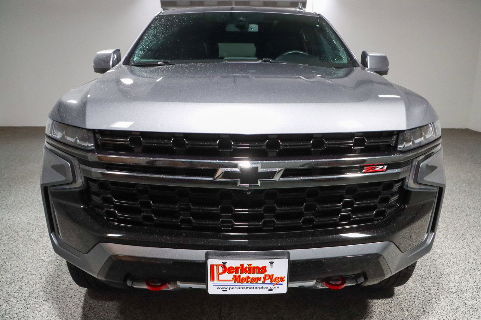 Used 2022 Chevrolet Tahoe Z71 w/ Luxury Package AWD/4WD image 4