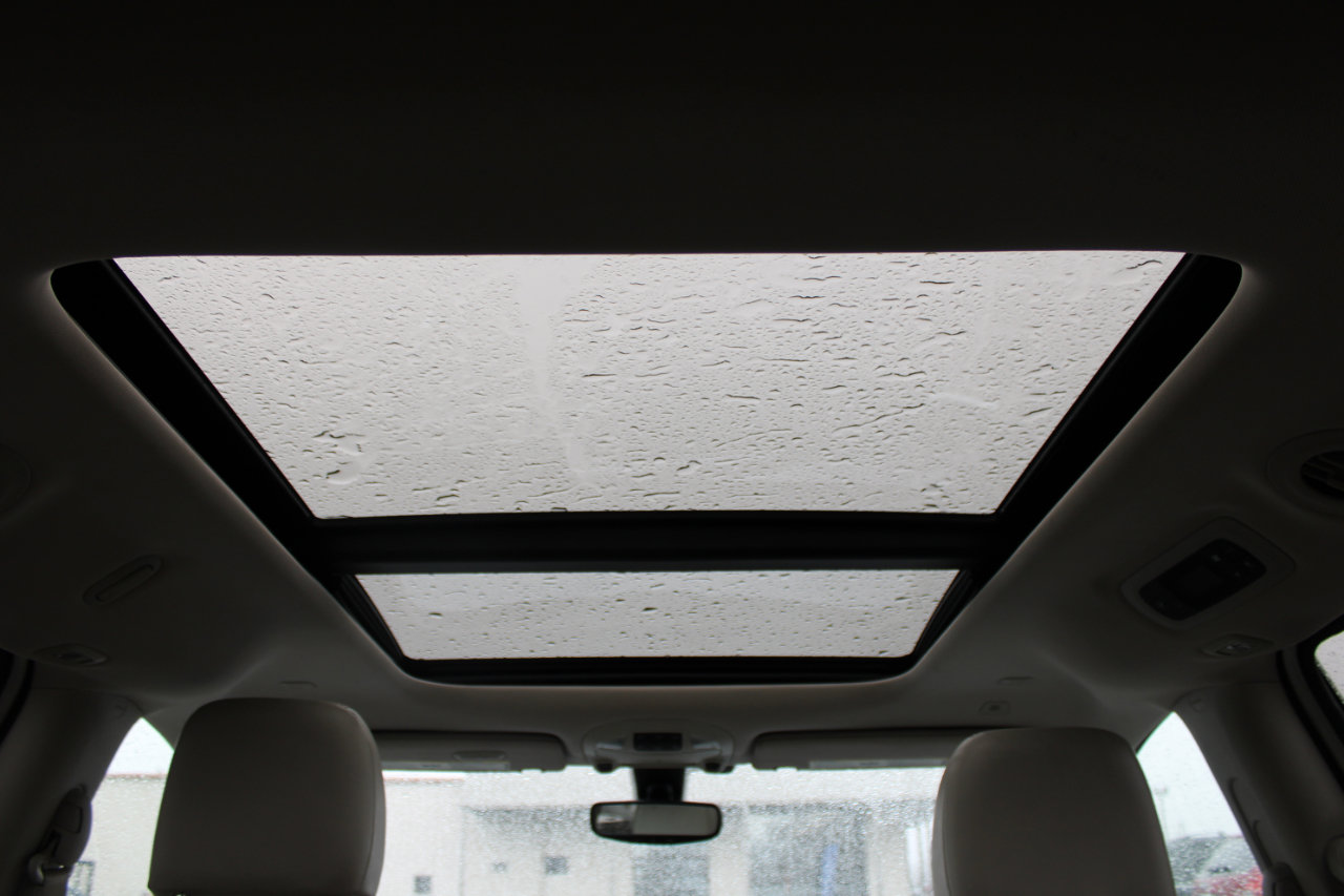 Used 2018 Chrysler Pacifica Limited image 40