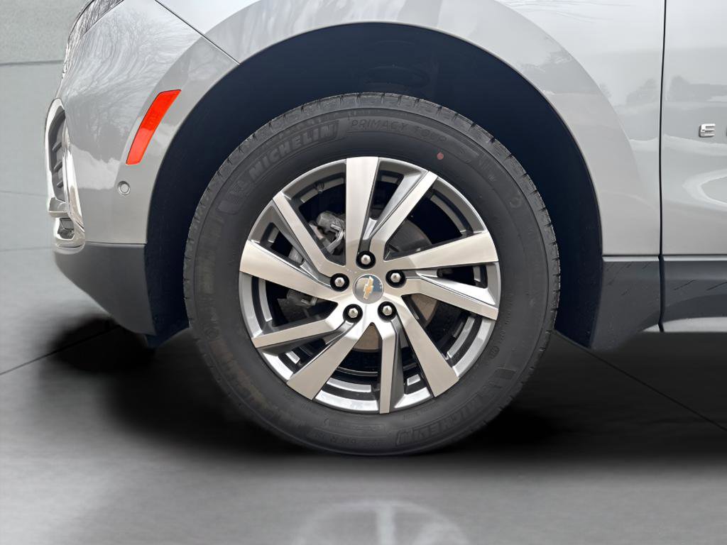 Used 2023 Chevrolet Equinox Premier image 5
