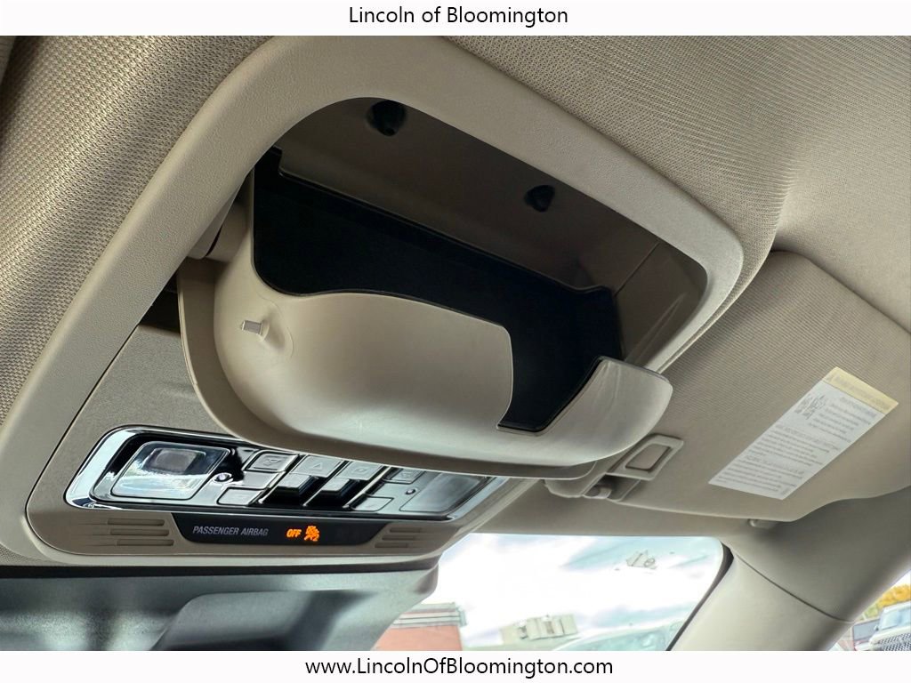 New 2025 Lincoln Corsair Reserve w/ Towing Package image 22