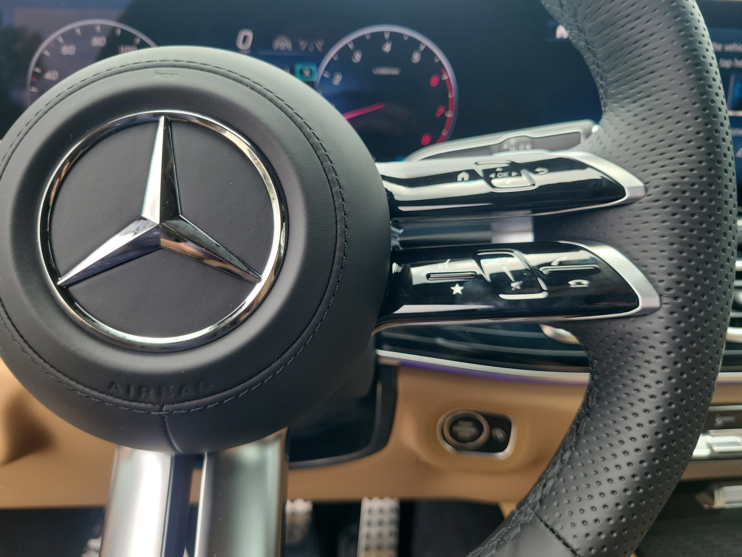 New 2026 Mercedes-Benz GLS 450 4MATIC image 24