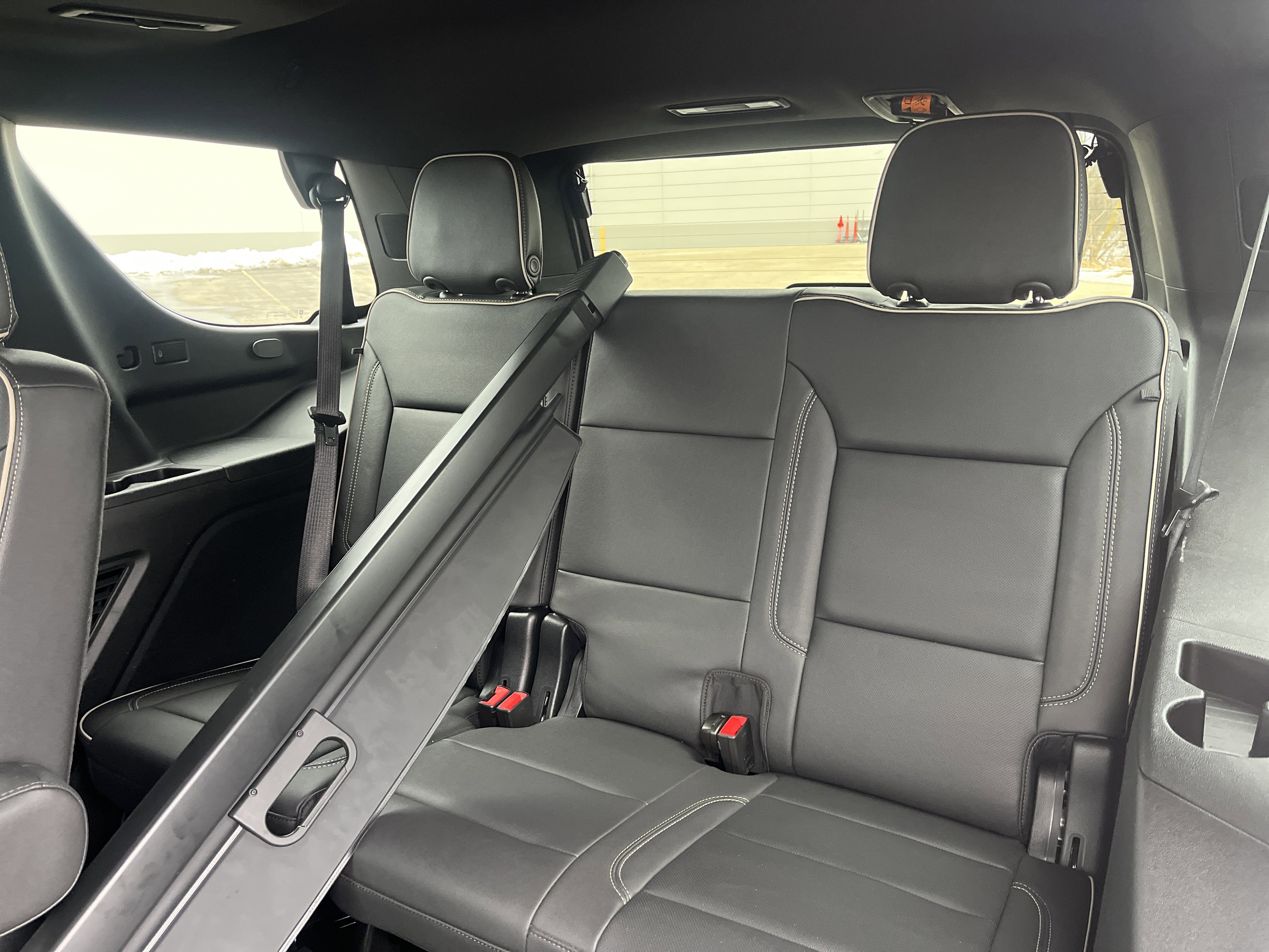 Used 2023 Chevrolet Tahoe Premier w/ Advanced Technology Package image 19