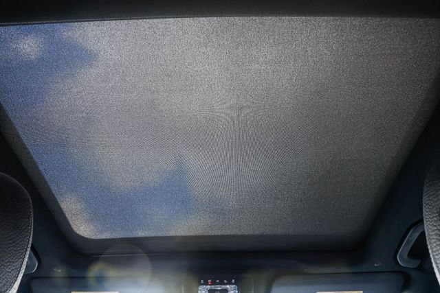 Used 2022 Mercedes-Benz GLE 350 4MATIC image 16