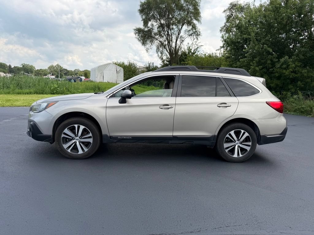 Used 2019 Subaru Outback 2.5i Limited AWD/4WD image 4