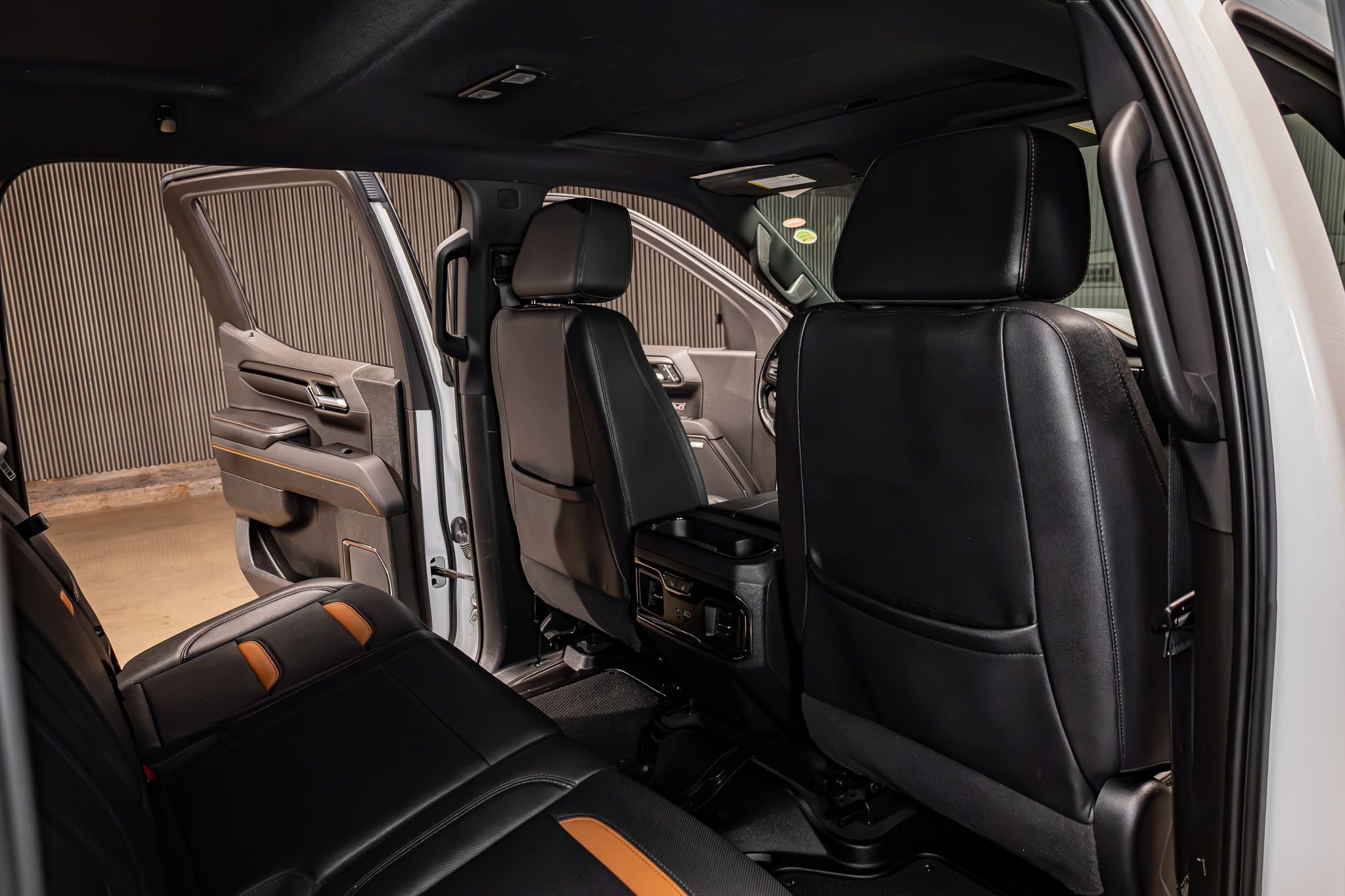 Used 2023 GMC Sierra 1500 AT4 w/ AT4 Premium Package image 24