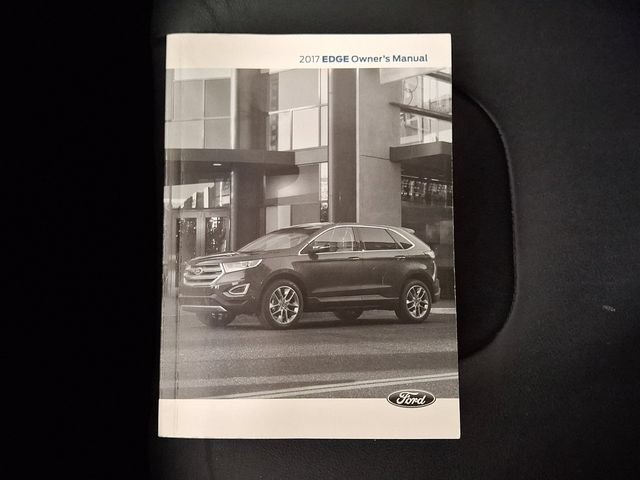 Used 2017 Ford Edge Titanium w/ Technology Package AWD/4WD image 27