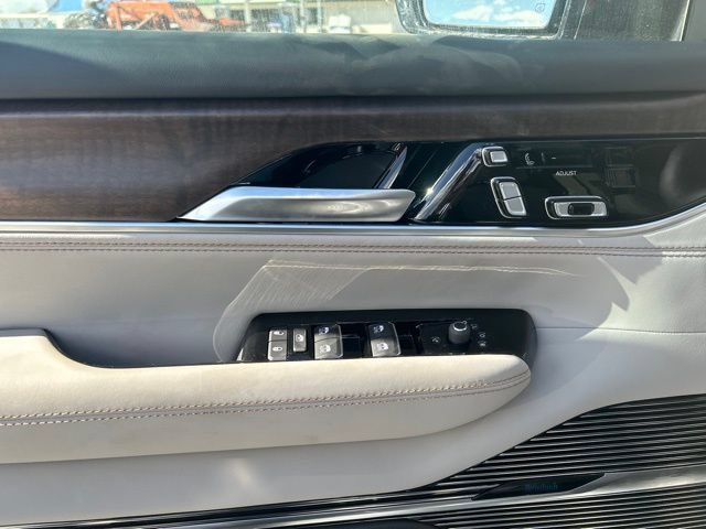 New 2024 Jeep Grand Wagoneer Series I w/ Rear Seat Video Group 1 AWD/4WD image 22