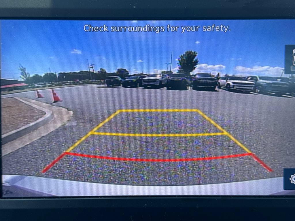 Used 2022 Hyundai Elantra SEL FWD image 28