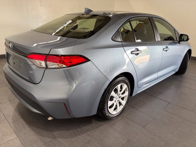 Used 2021 Toyota Corolla LE FWD image 5
