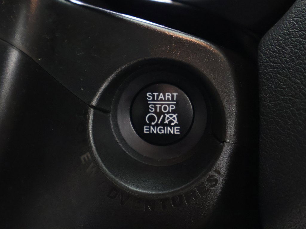 Used 2020 Jeep Renegade Limited w/ Trailer Tow Group image 37