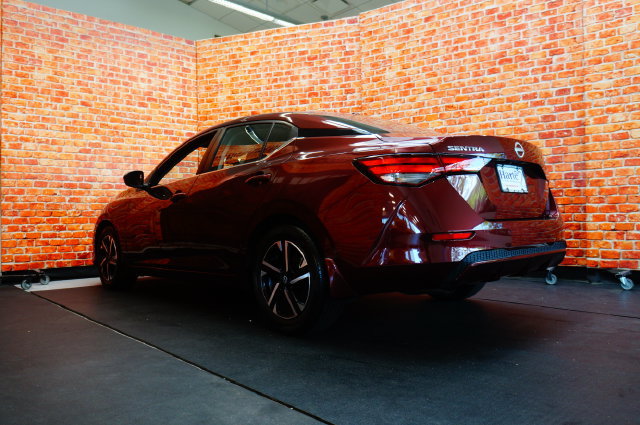 Certified 2024 Nissan Sentra SV FWD image 8