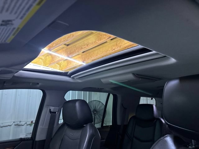 Used 2019 Cadillac Escalade Premium Luxury AWD/4WD image 43