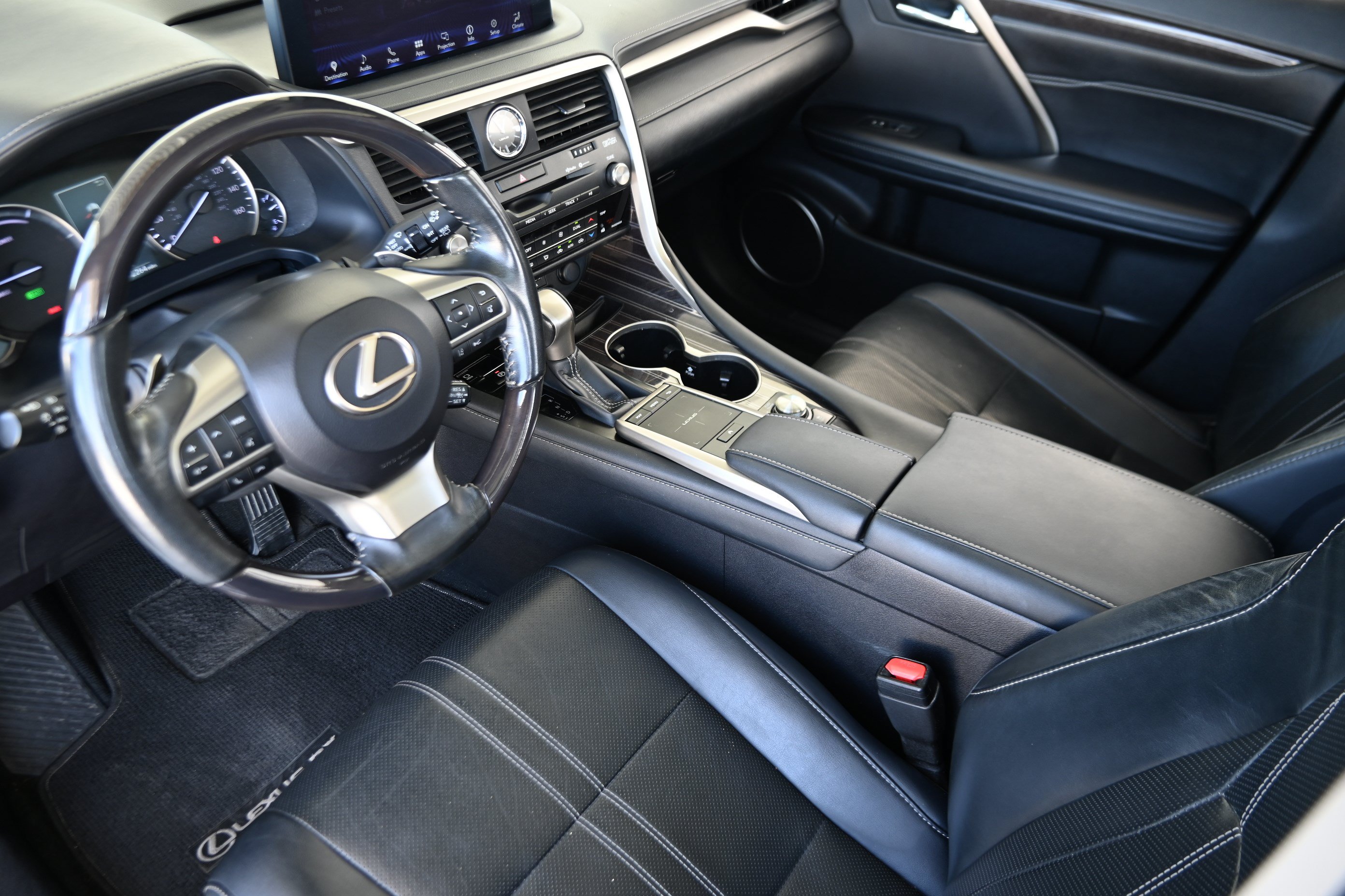 Used 2021 Lexus RX 450h AWD w/ Luxury Package image 14