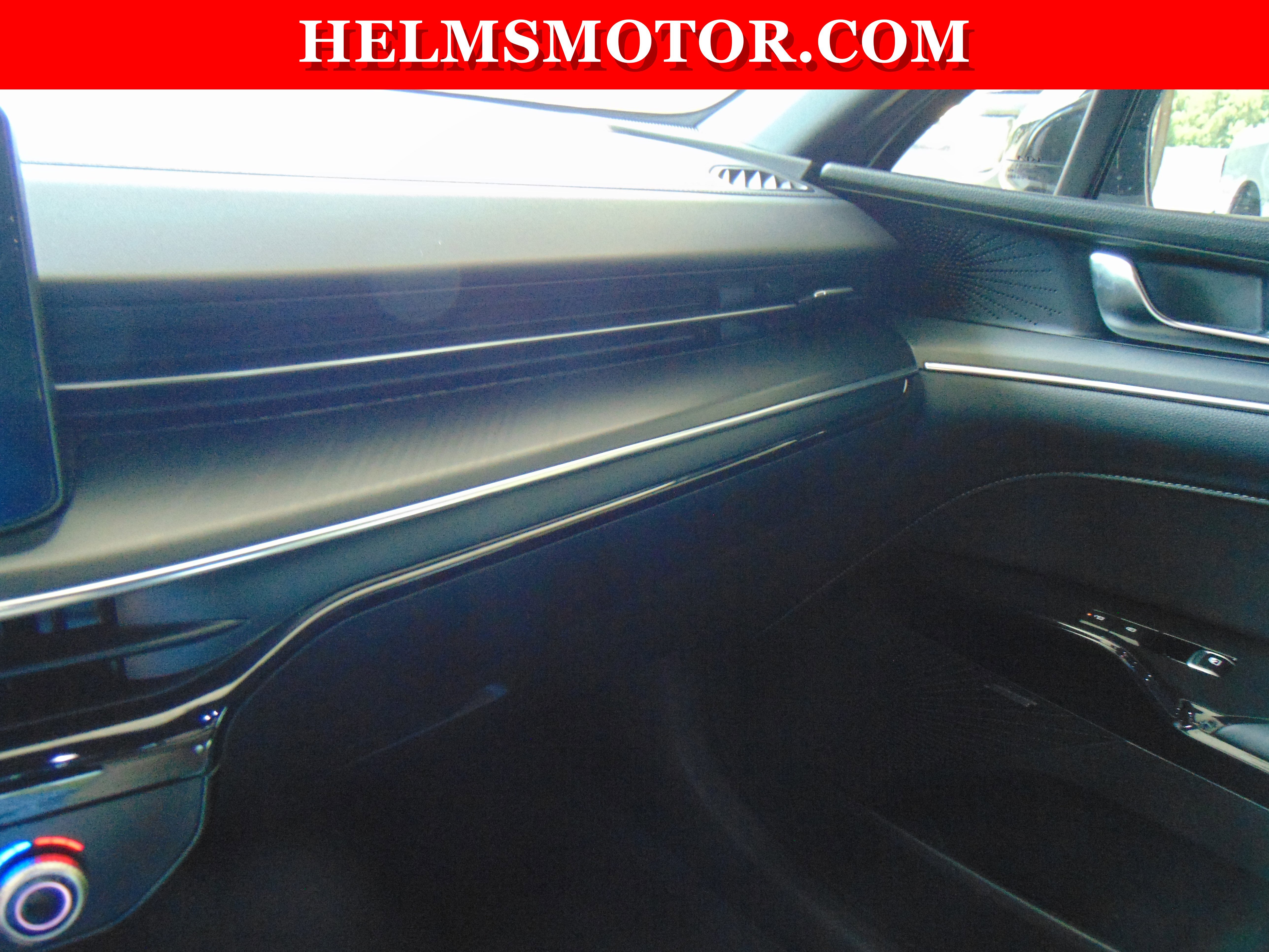 Used 2025 Kia K5 GT-Line w/ GT-Line Premium Package image 23