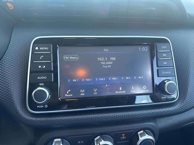 Used 2021 Nissan Kicks S image 11