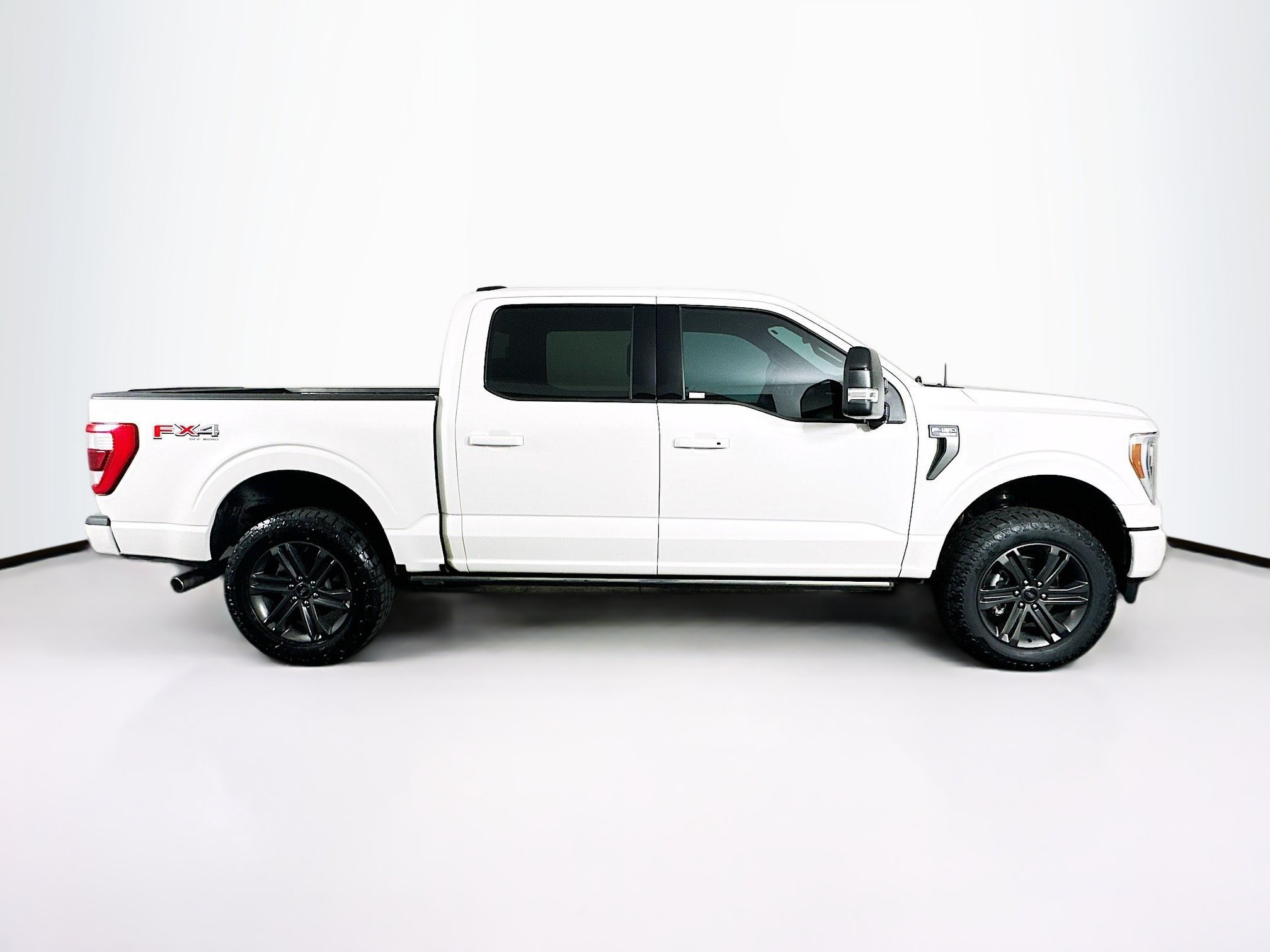 Used 2023 Ford F150 Lariat w/ Equipment Group 502A High AWD/4WD image 10