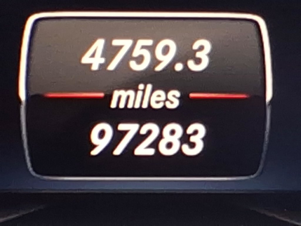Used 2015 Mercedes-Benz GLA 250 4MATIC image 24