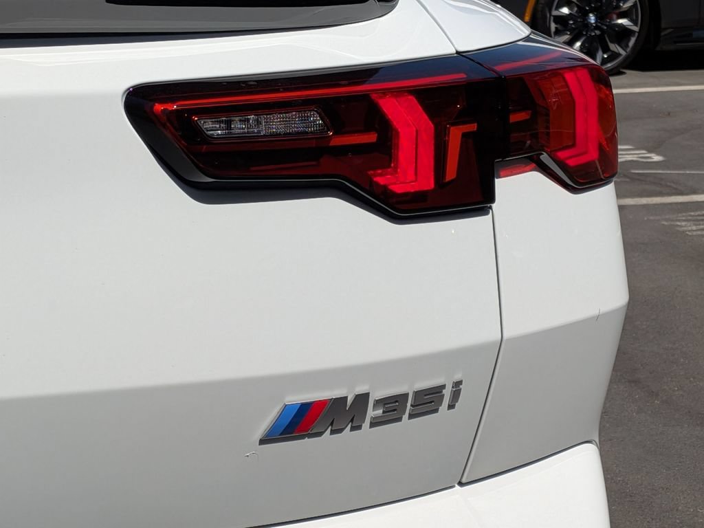 New 2026 BMW X2 M35i w/ Technology Package AWD/4WD image 23