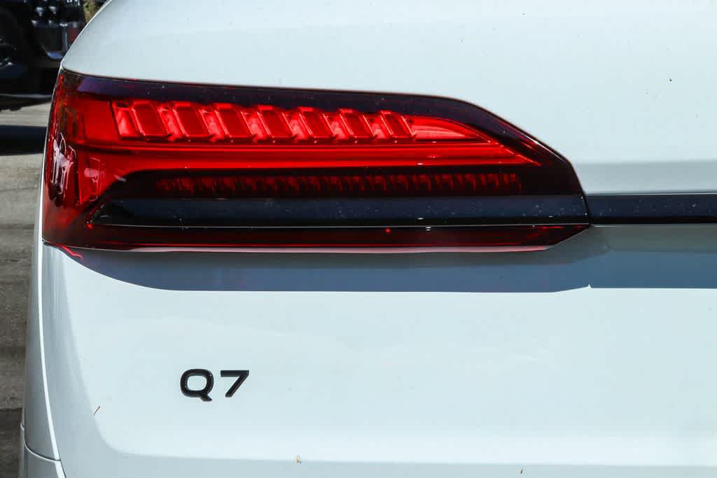 New 2026 Audi Q7 2.0T Premium AWD/4WD image 7