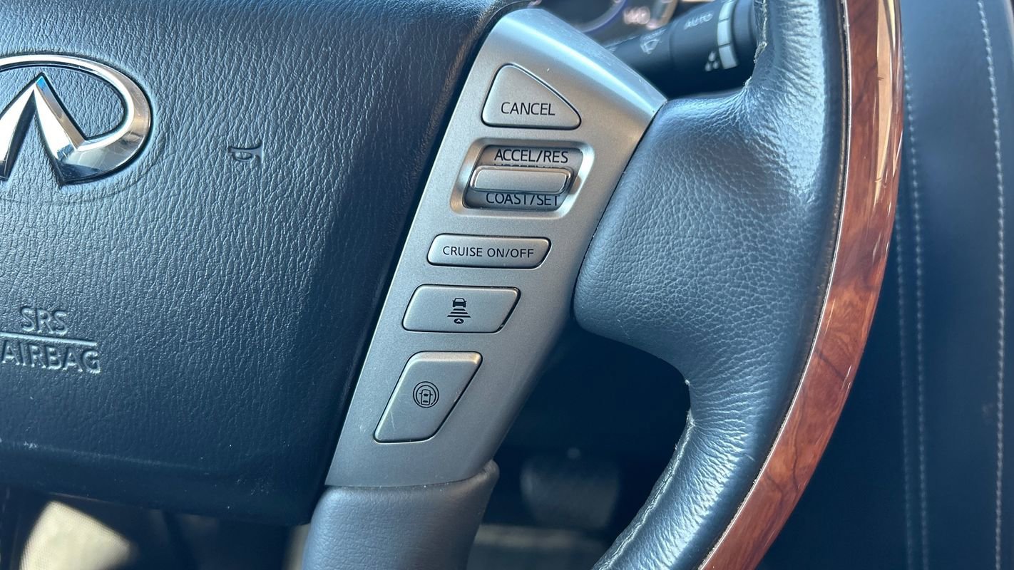 Used 2016 INFINITI QX80 4WD w/ Deluxe Technology Package image 35