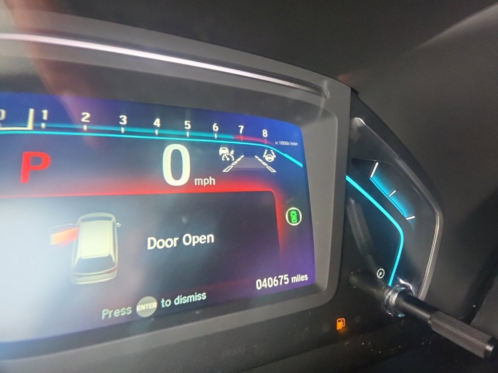 Certified 2024 Honda Odyssey Touring image 16