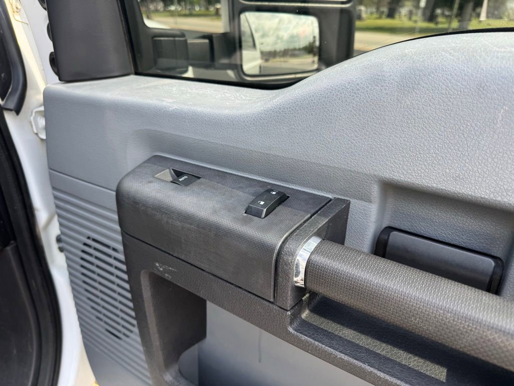 Used 2013 Ford F250 XL w/ PWR Equipment Group AWD/4WD image 13