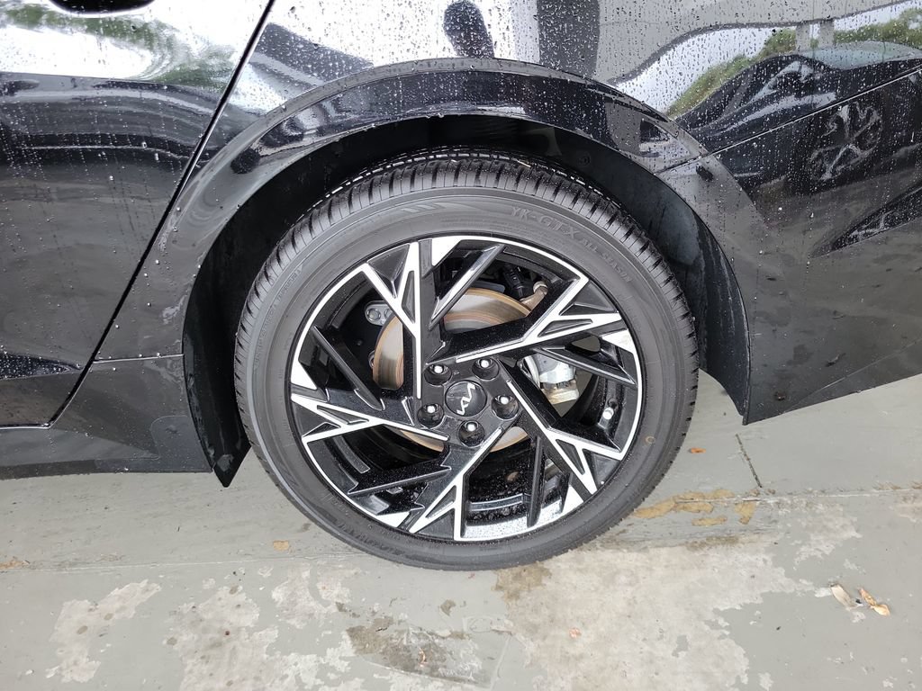 Certified 2025 Kia K5 GT-Line w/ GT-Line Premium Package FWD image 10