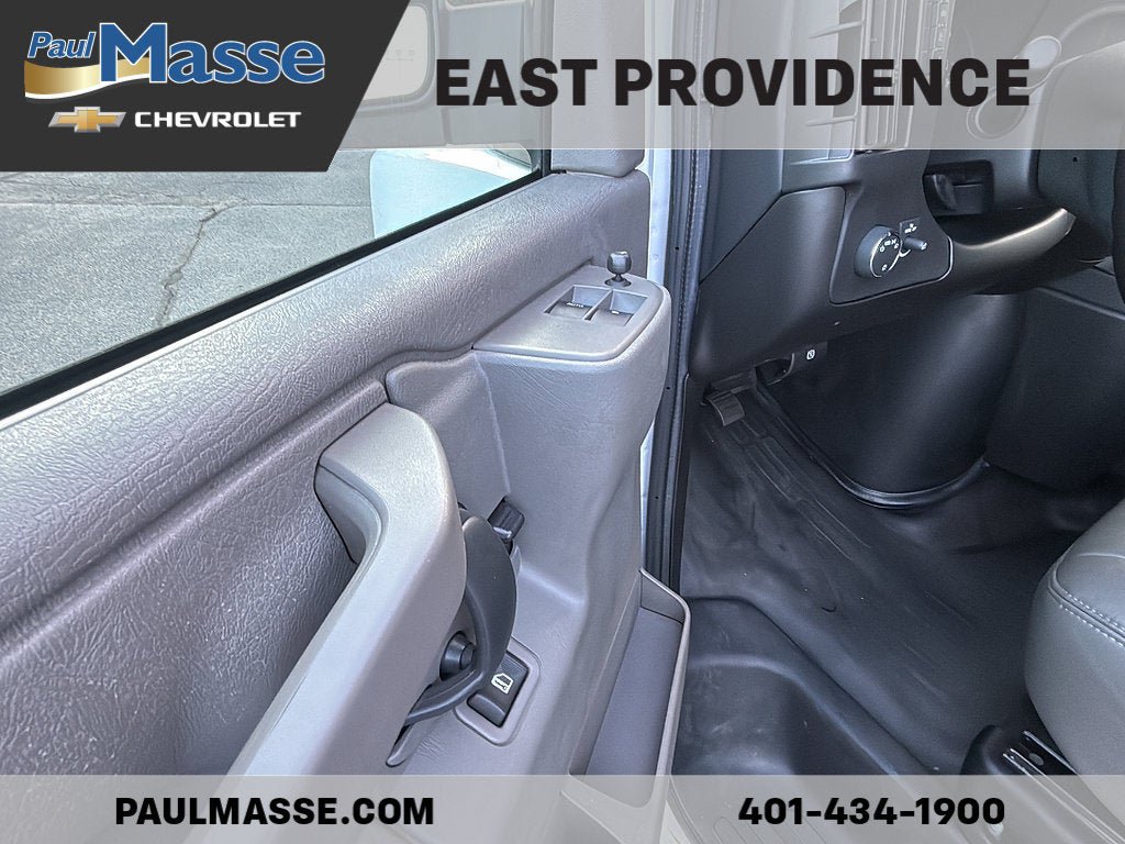 Certified 2022 Chevrolet Express 3500 Extended w/ Driver Convenience Package RWD image 10