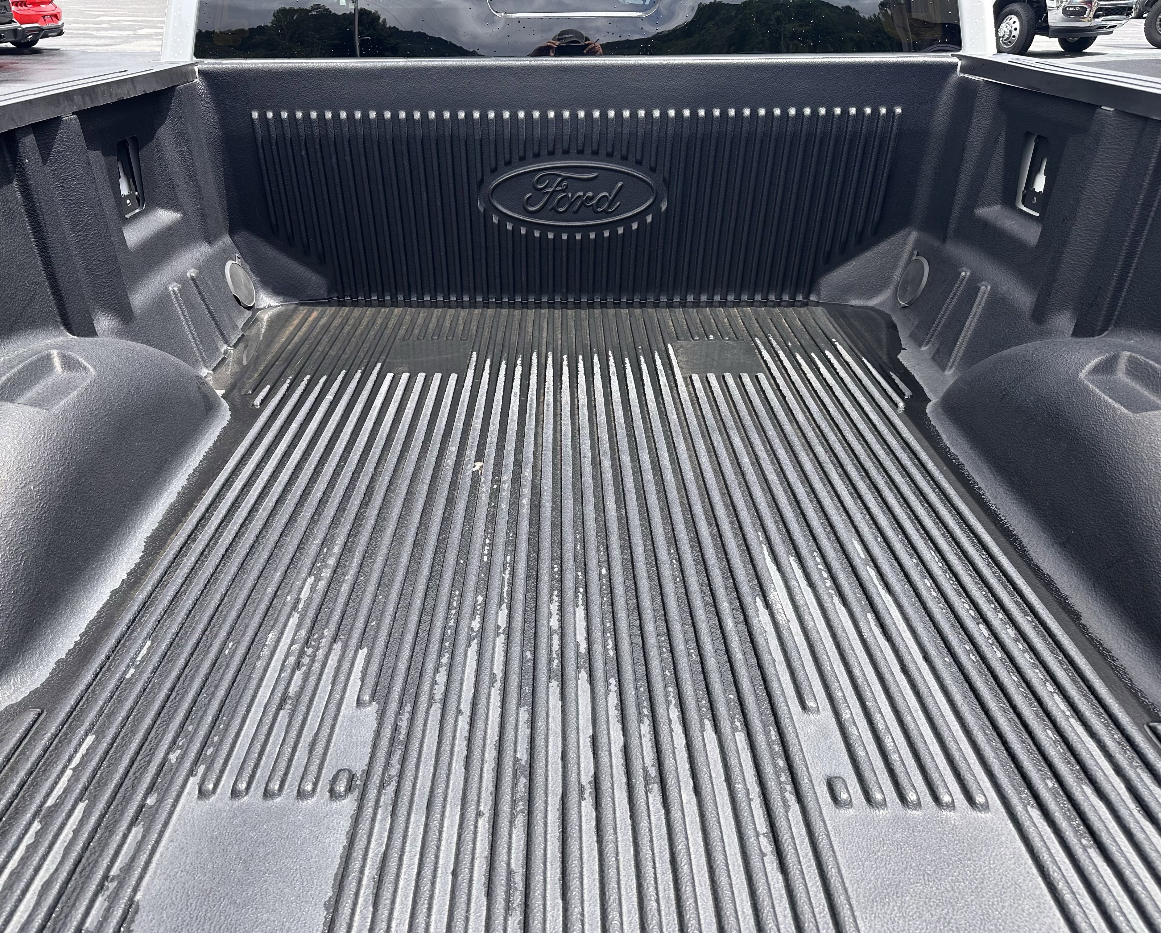 Used 2024 Ford F150 Platinum w/ Equipment Group 702A High image 9