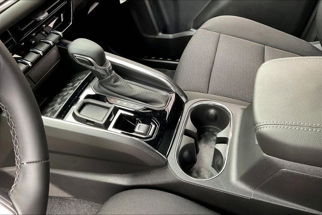 New 2026 GMC Canyon Elevation w/ Convenience Package image 9