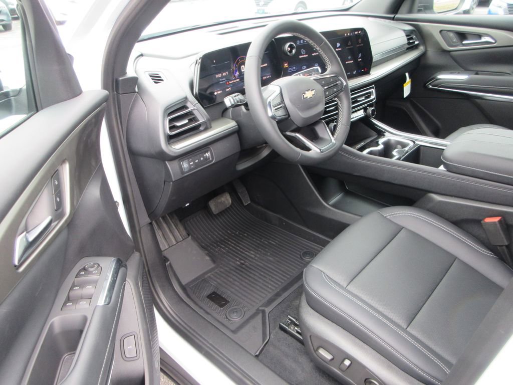 New 2026 Chevrolet Traverse LT w/ Sun and Wheel Package image 12