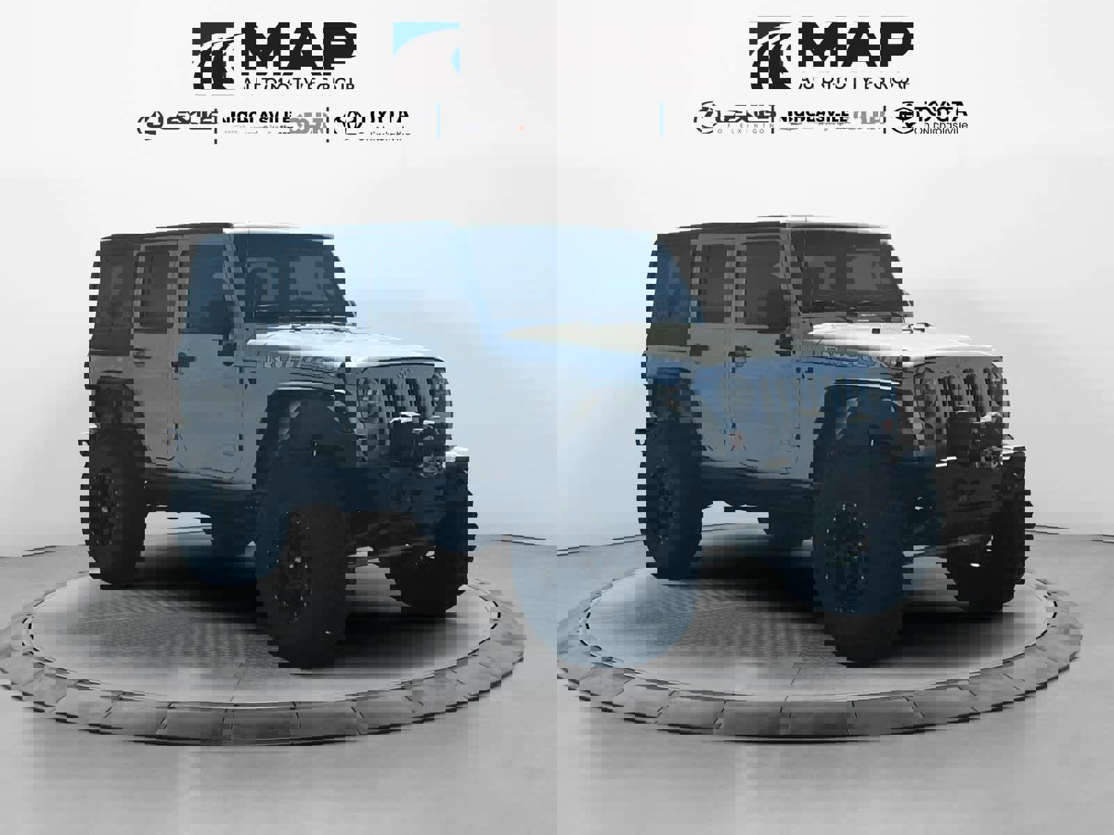 Used 2010 Jeep Wrangler Unlimited Rubicon w/ Dual Top Group image 7
