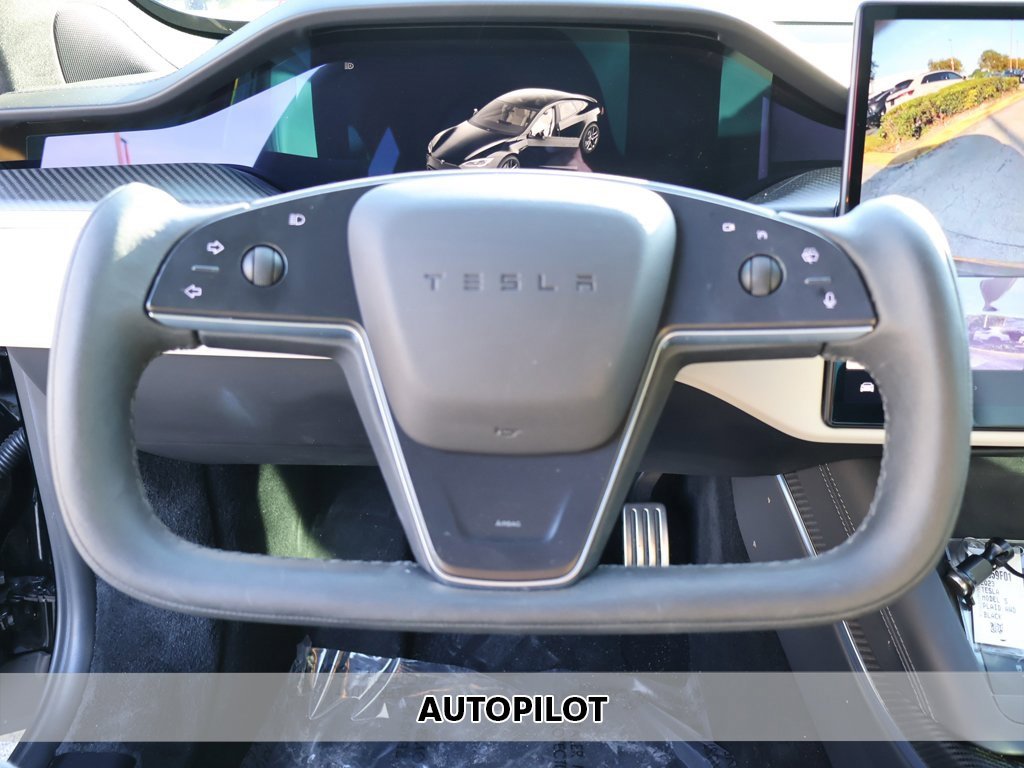 Used 2023 Tesla Model S Plaid image 4