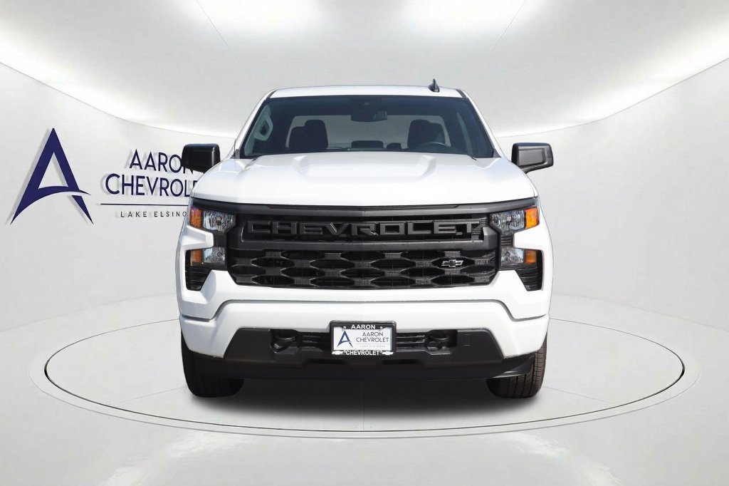 New 2026 Chevrolet Silverado 1500 Custom w/ LPO, Dark Essentials Package RWD image 2