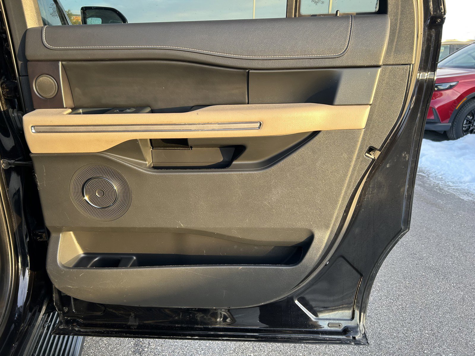 Used 2024 Ford Expedition Max Limited image 17