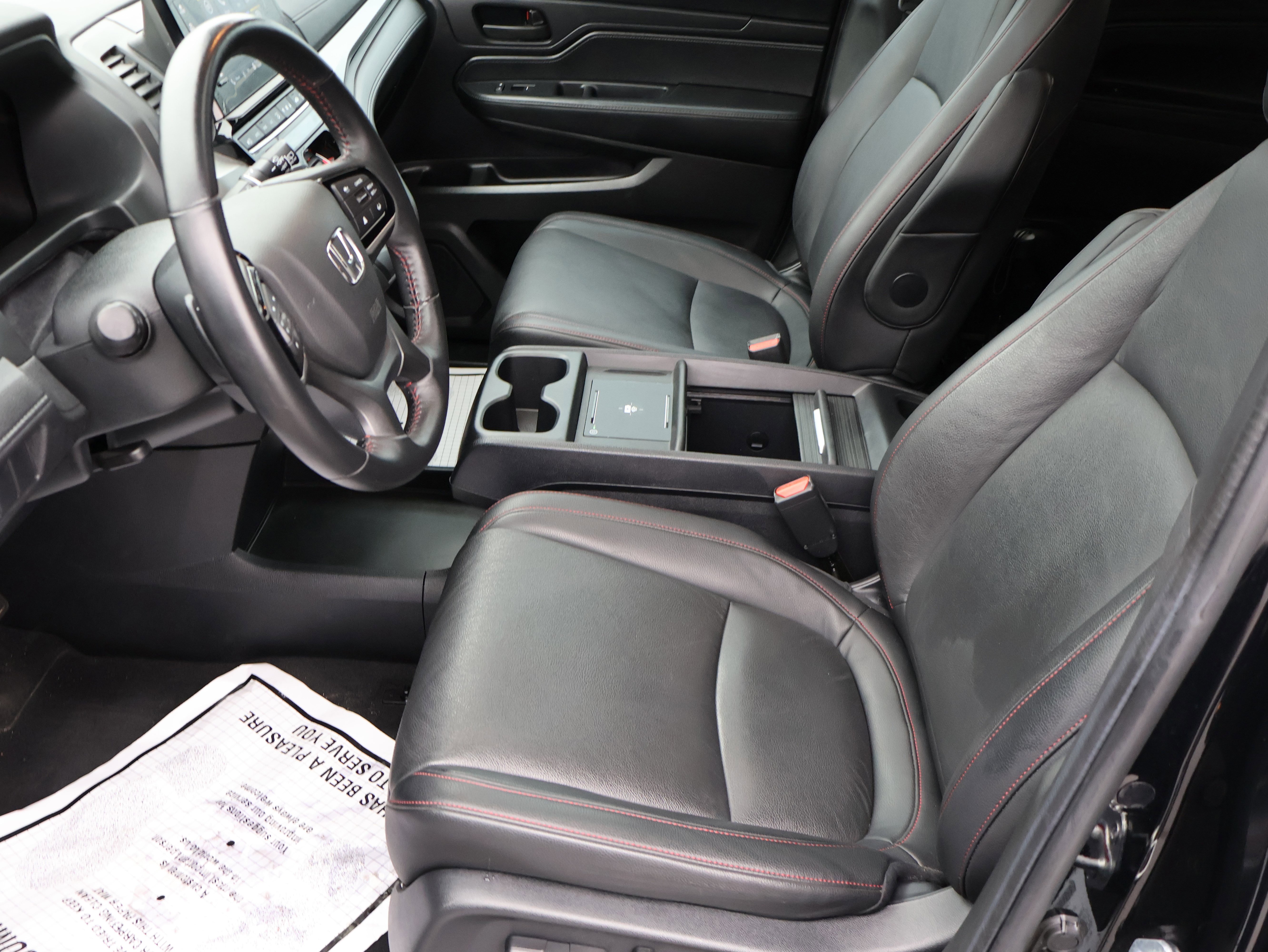 Used 2025 Honda Odyssey Sport-L image 42