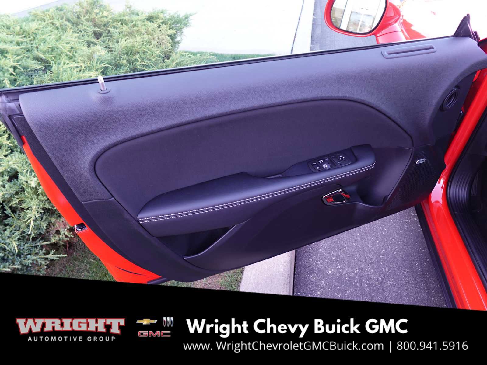 Used 2022 Dodge Challenger SRT Hellcat image 12