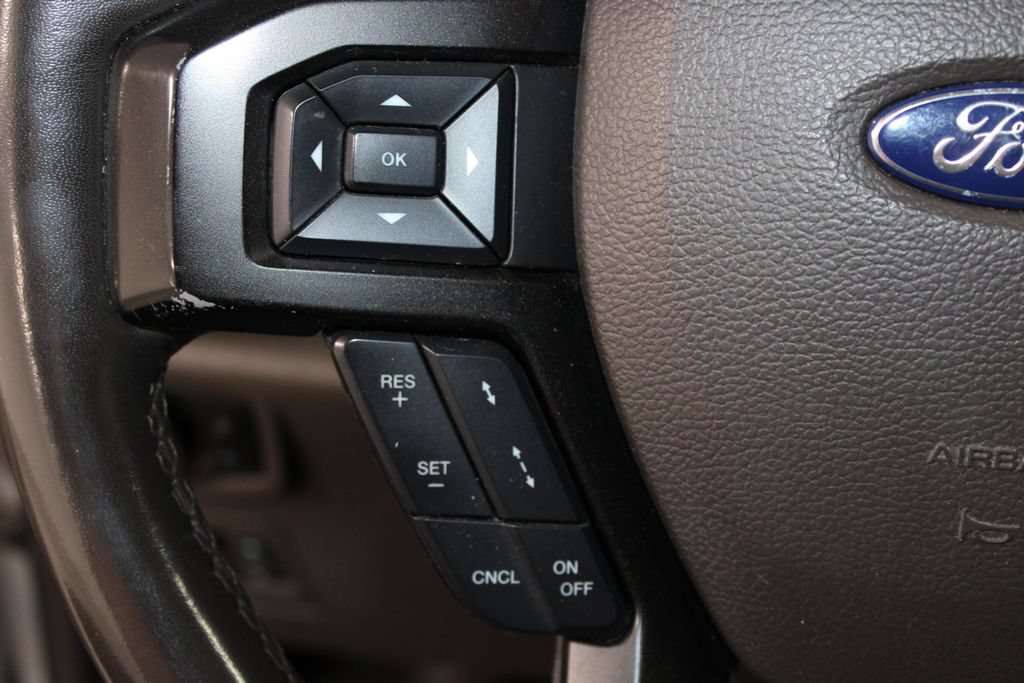 Used 2020 Ford Expedition Limited w/ Equipment Group 302A AWD/4WD image 23