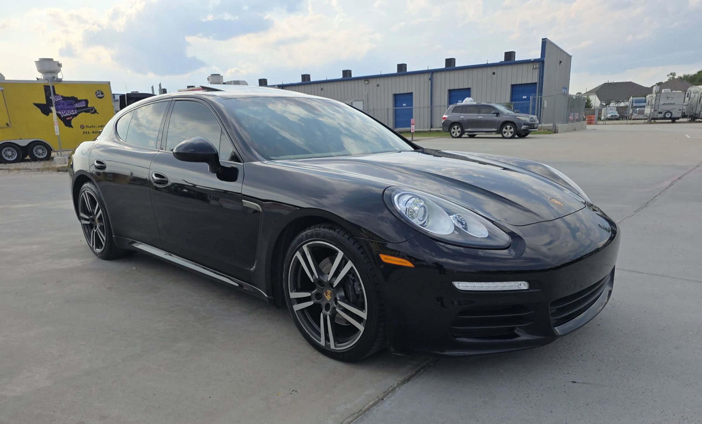 Used 2015 Porsche Panamera 4 image 7