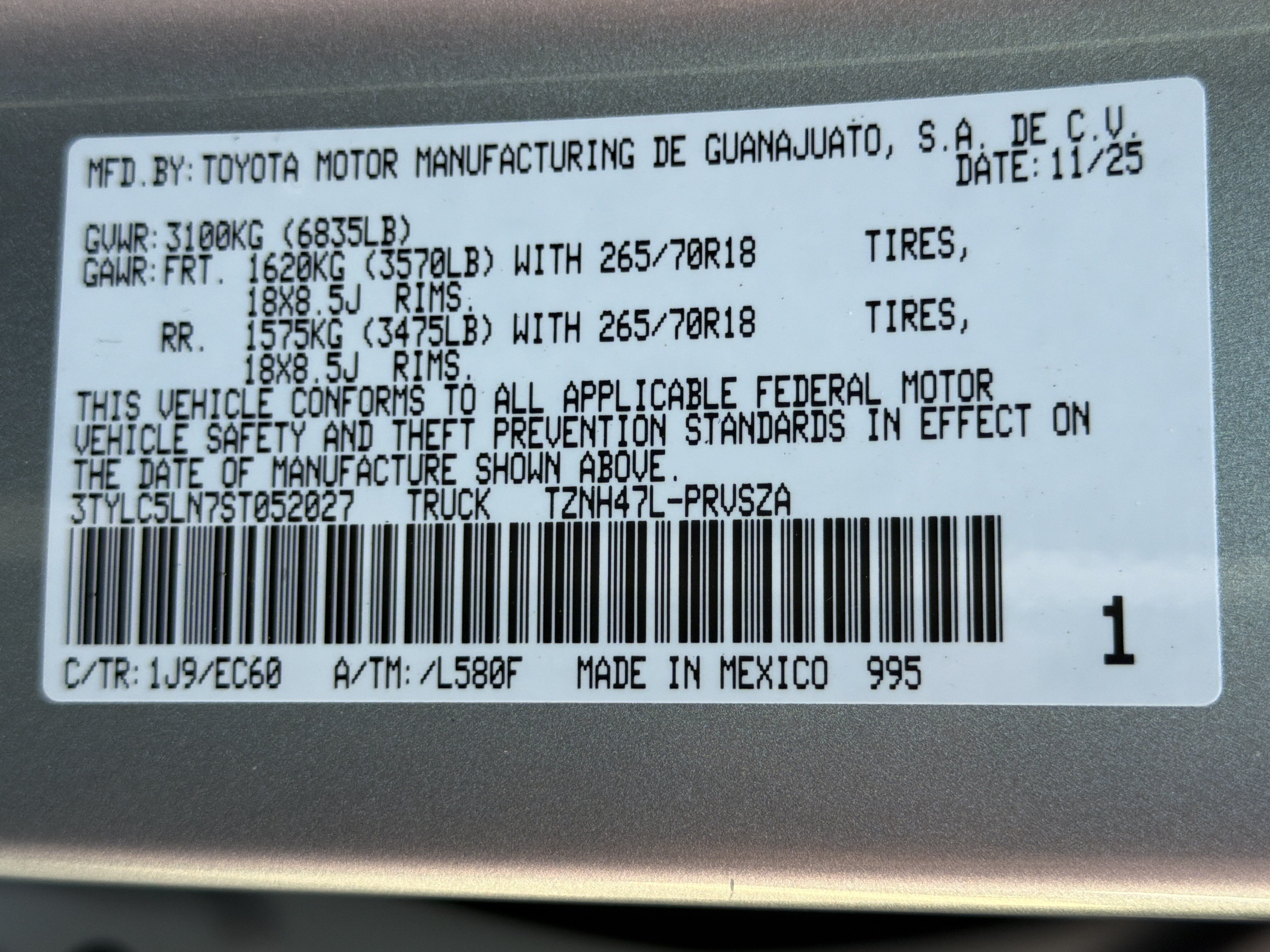 Used 2025 Toyota Tacoma 4x4 Double Cab Hybrid image 32
