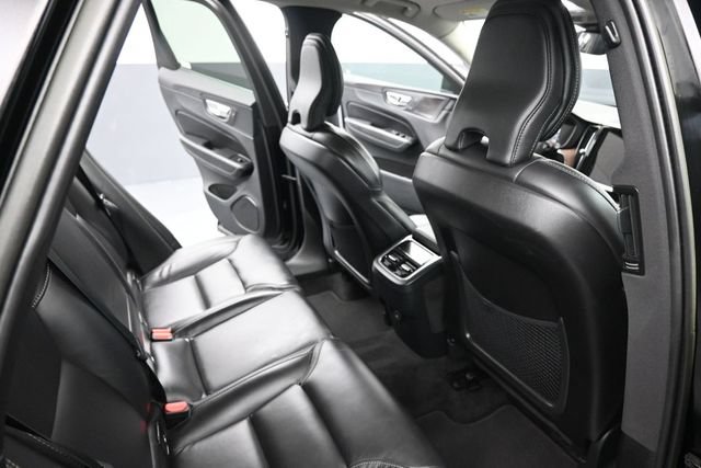 Used 2023 Volvo XC60 B5 Ultimate AWD/4WD image 22