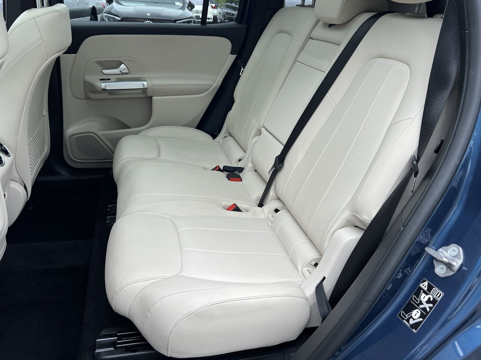 Used 2022 Mercedes-Benz GLB 250 image 30